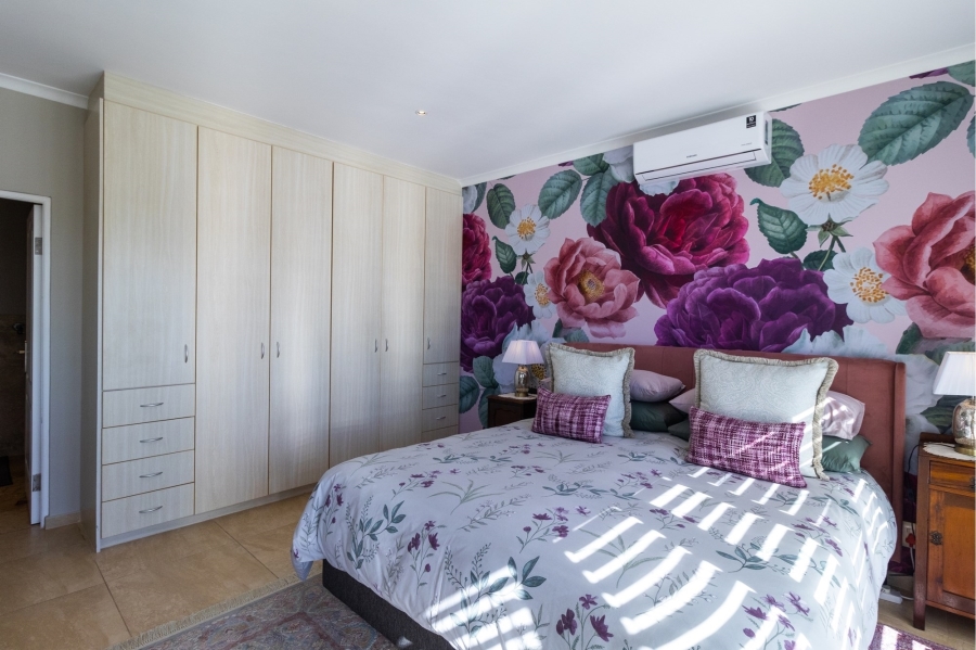 4 Bedroom Property for Sale in Big Bay Western Cape